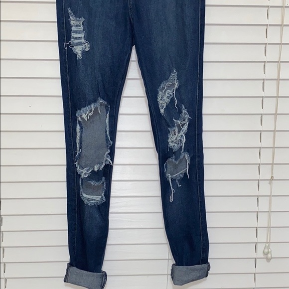 Jeans - Picture 2 of 5